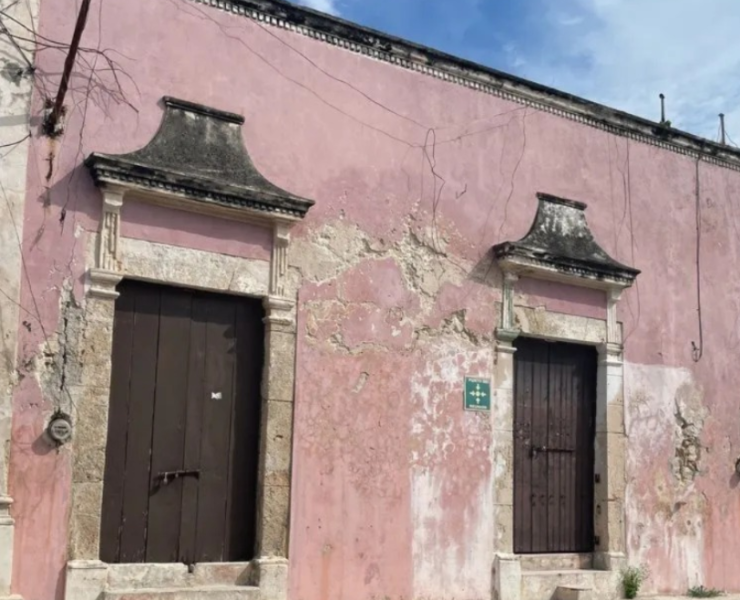 Buscan a los dueños de casonas abandonas en Campeche