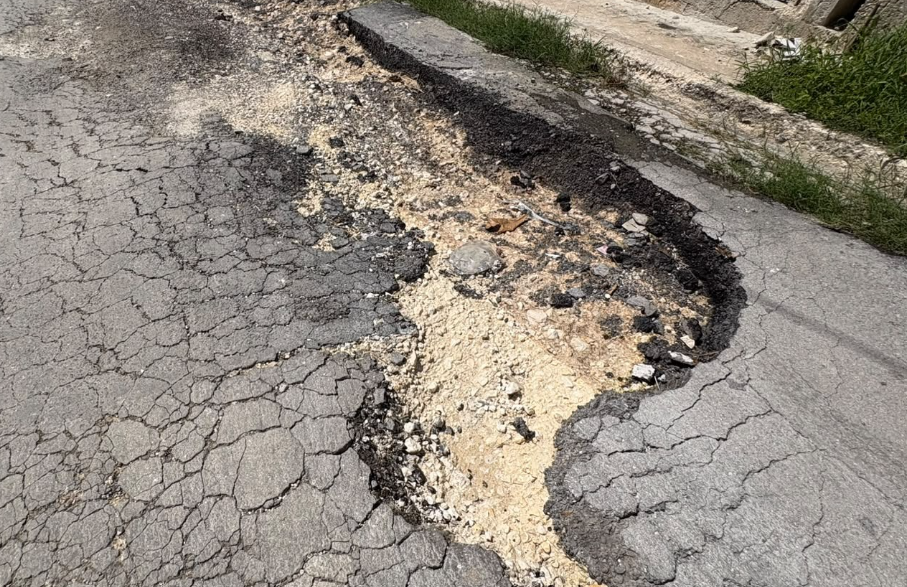 Deplorable estado de importante arteria vial, Campeche