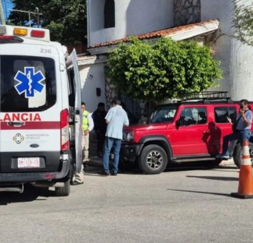 Mujer resulta lesionada tras ser atropellada