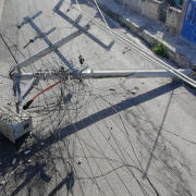 Cae poste con transformador en la Colonia Morelos, Campeche
