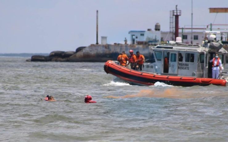 Se realizo un ejercicio de búsqueda y rescate marítimo en Campeche