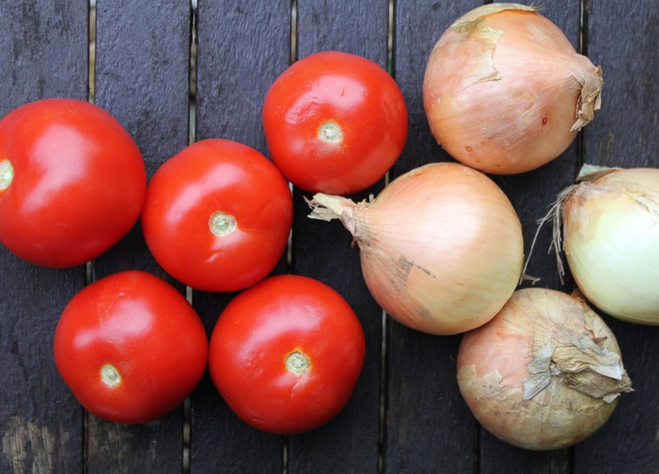 La cebolla y el tomate se disparan en Campeche