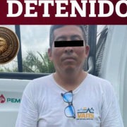 Detienen a hombre por presunto abandono de gatitos
