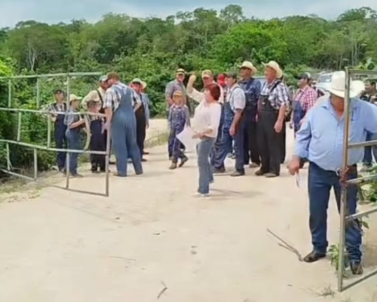 Menonitas recuperan tierras después de dura batalla legal