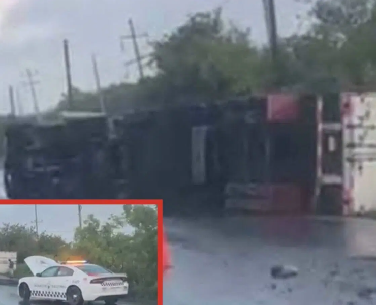 Tráiler vuelca de madrugada en Campeche