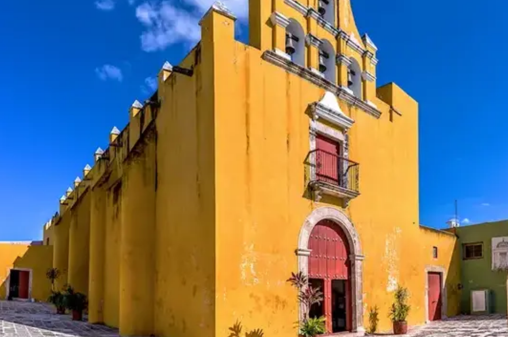 Estudio revela tradición prehispánica codificada en iglesias de Campeche y Yucatán