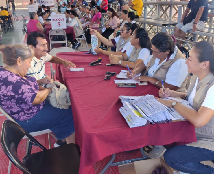 Reponen miles de tarjetas del Bienestar