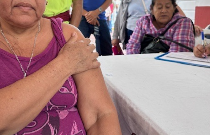 Llaman a vacunarse en Campeche en este temporada invernal
