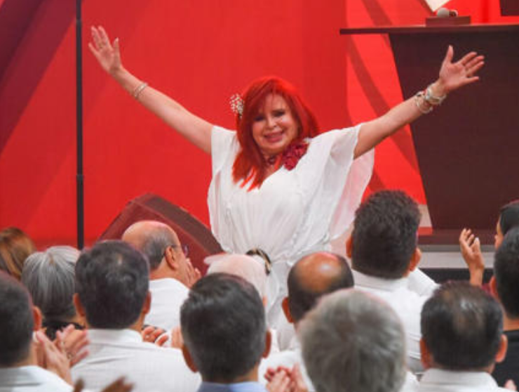 Layda Sansores llama cobardes a estudiantes durante acto del Tecnológico