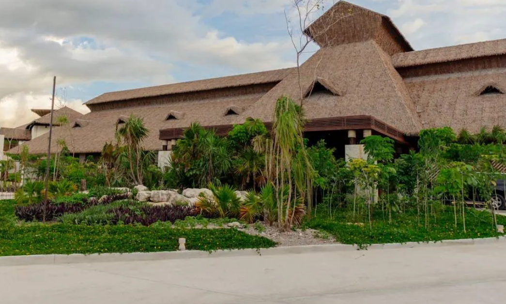 Comunidades mayas cuestionan el proyecto turístico
