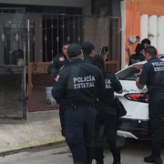 Movilización policial en la colonia Aviación
